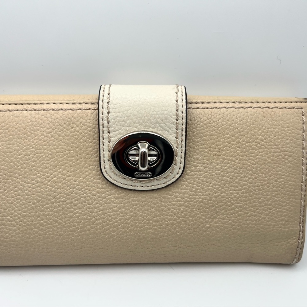Coach Beige and Cream Leather Wallet with Turnlock
